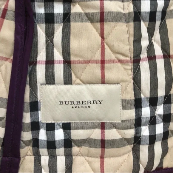 COPY - Burberry Quilted Jacket - Picture 5 of 7